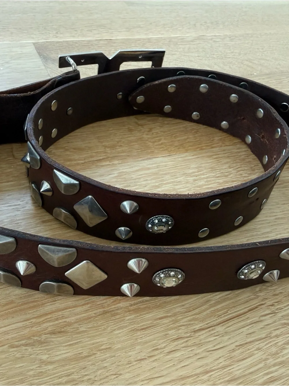 Authentic Dolce & Gabbana Studded Brown Leather Men’s Belt - DG Silver Buckle